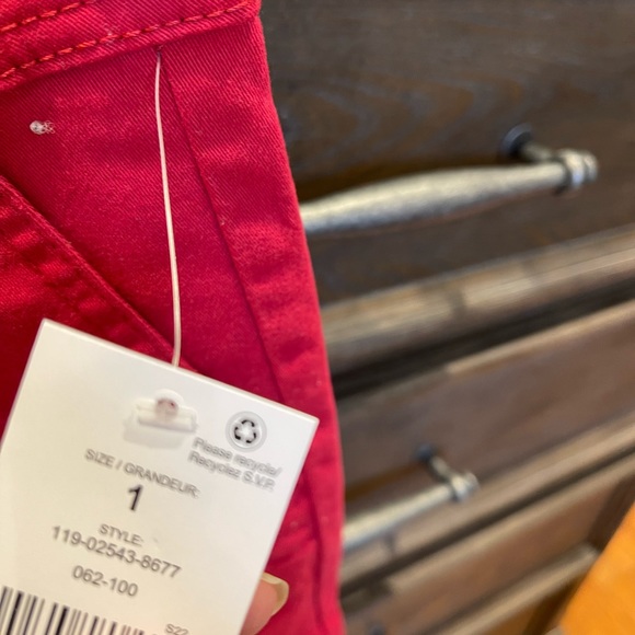 3 brand new short pants in size 1 in red-navy and jeans - Picture 9 of 11